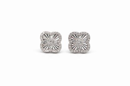 Medium Clover Diamond Earrings