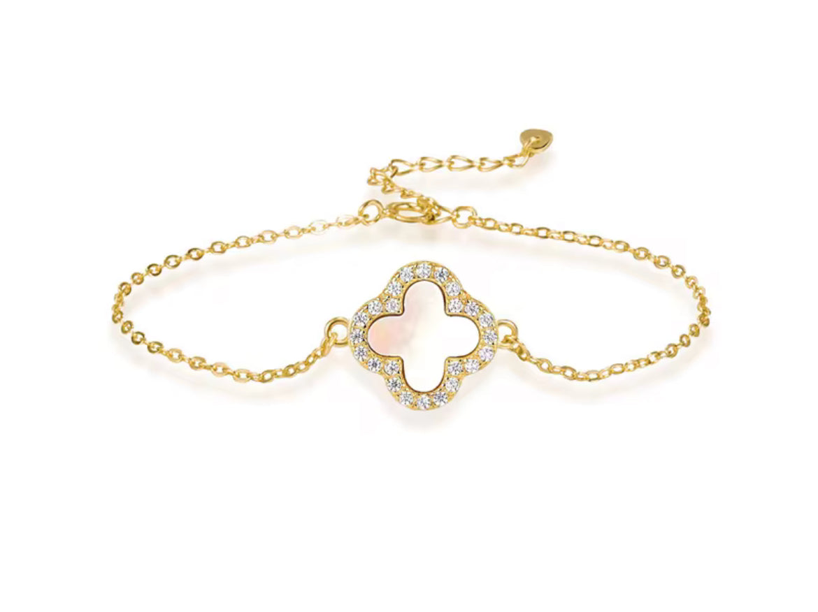 Pearl Single Clover Luxury Chain Bracelet